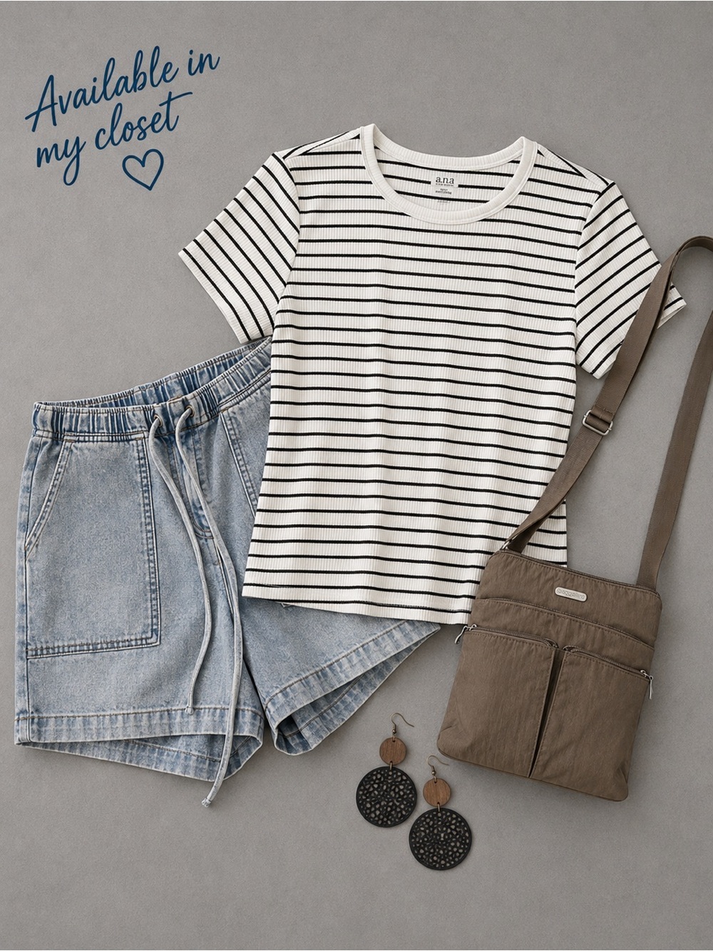 XL Ana White Short Sleeve Tee with Black Stripes a.n.a Stretchy